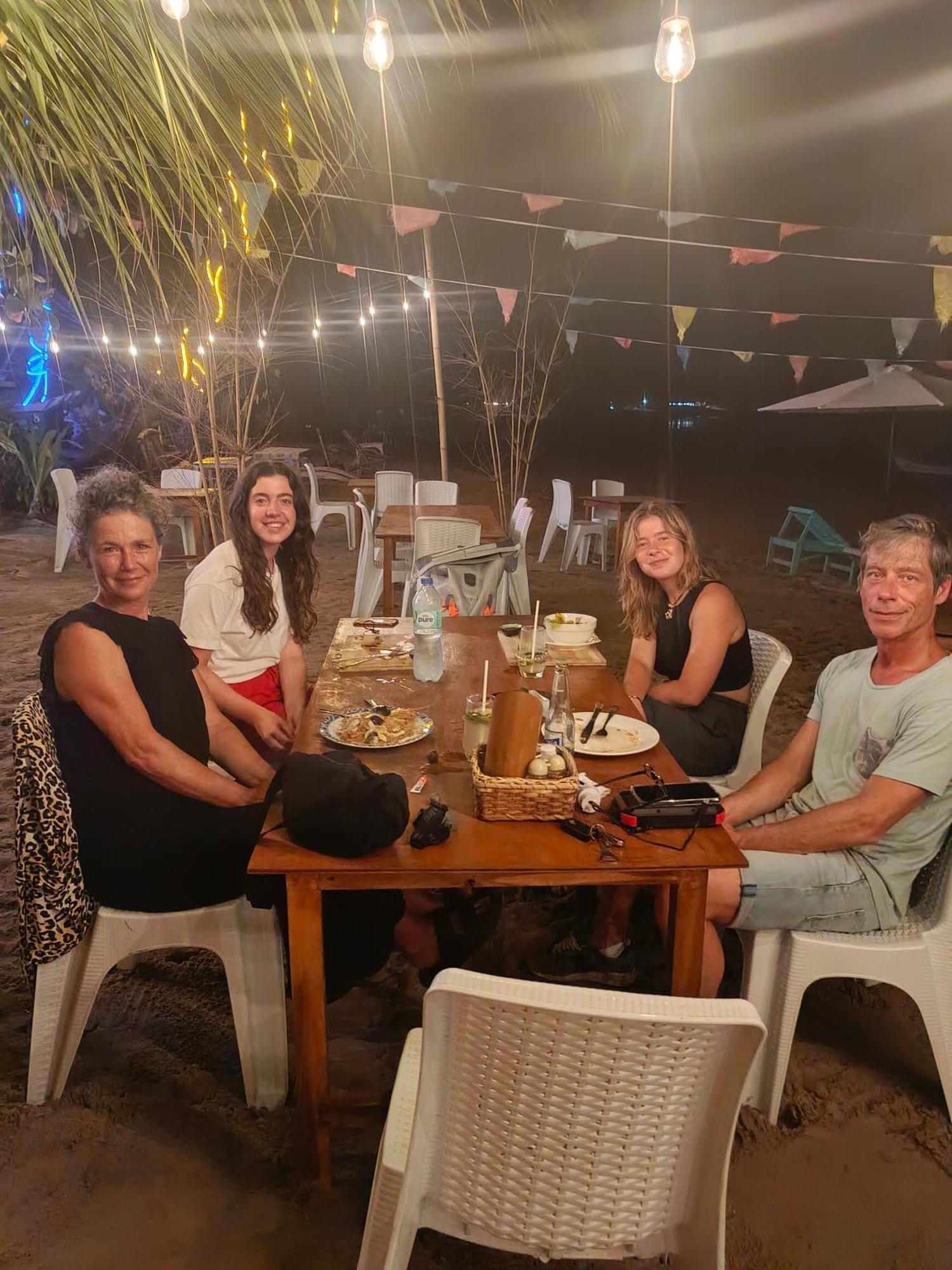 Zhaya'S Beach & Cottages Ел Нидо Екстериор снимка
